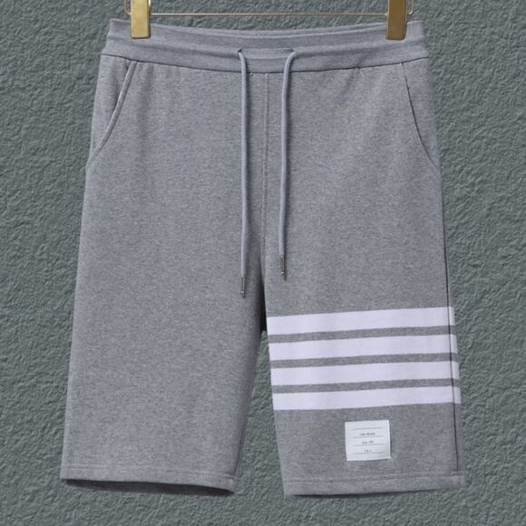 Men's grey shorts Thom Browne - Picture 1 of 5